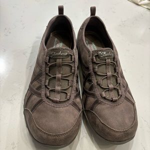 Skechers Breathe Easy Days End Shoes Memory Foam Womens Size 8.5